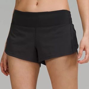 Lululemon Speed Up Lined 2.5” short in black